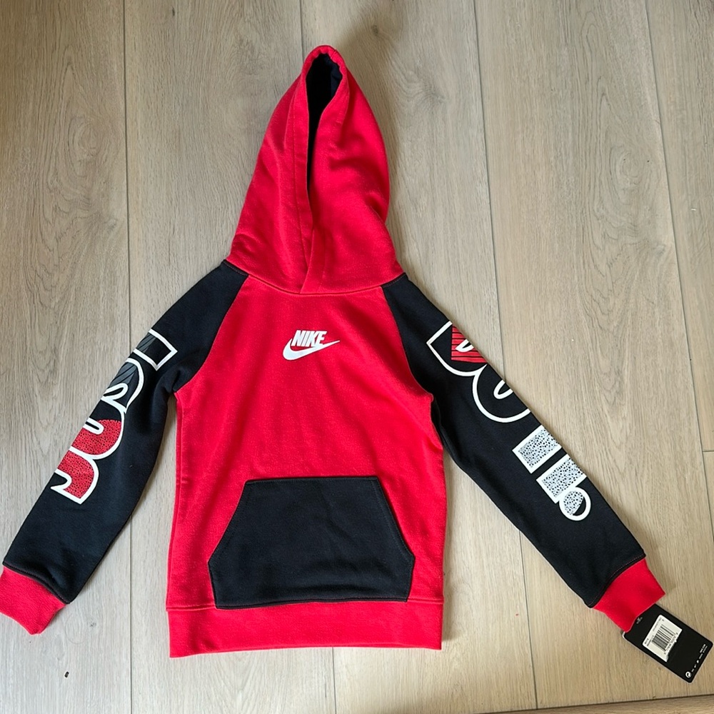 Nike Kids Hooded Sweatshirt, size small 4-5 years